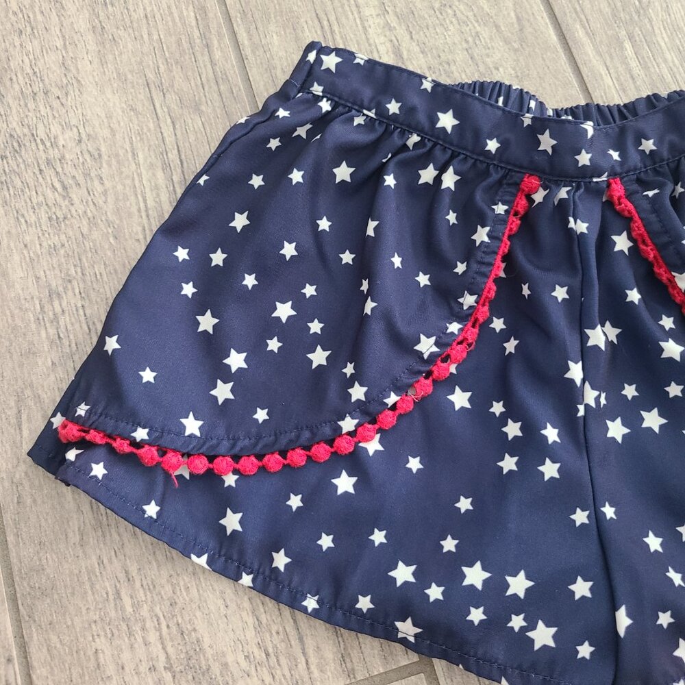 🏷 3/$15 or 5/$20 Disney toddler girls shorts navy blue w/white stars size 5T - Picture 3 of 7